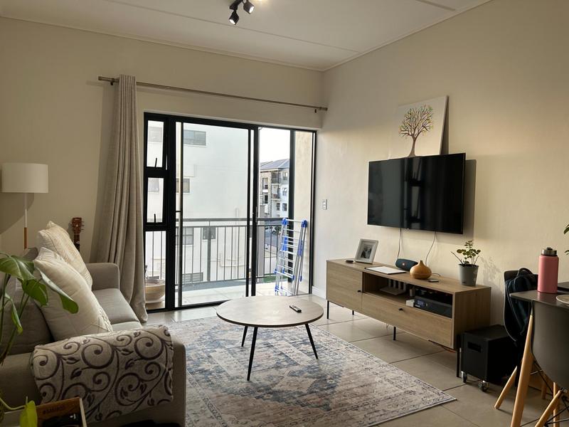 To Let 1 Bedroom Property for Rent in Sandown Western Cape